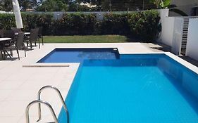 Feriado de 12 de outubro à 50 passos da praia!